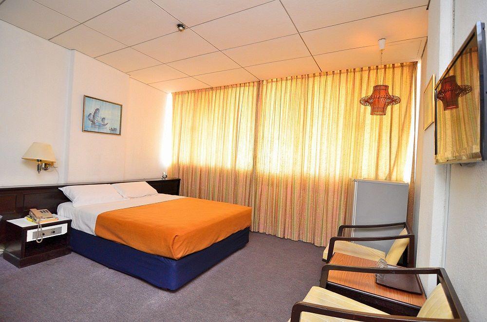 Oriental Hotel